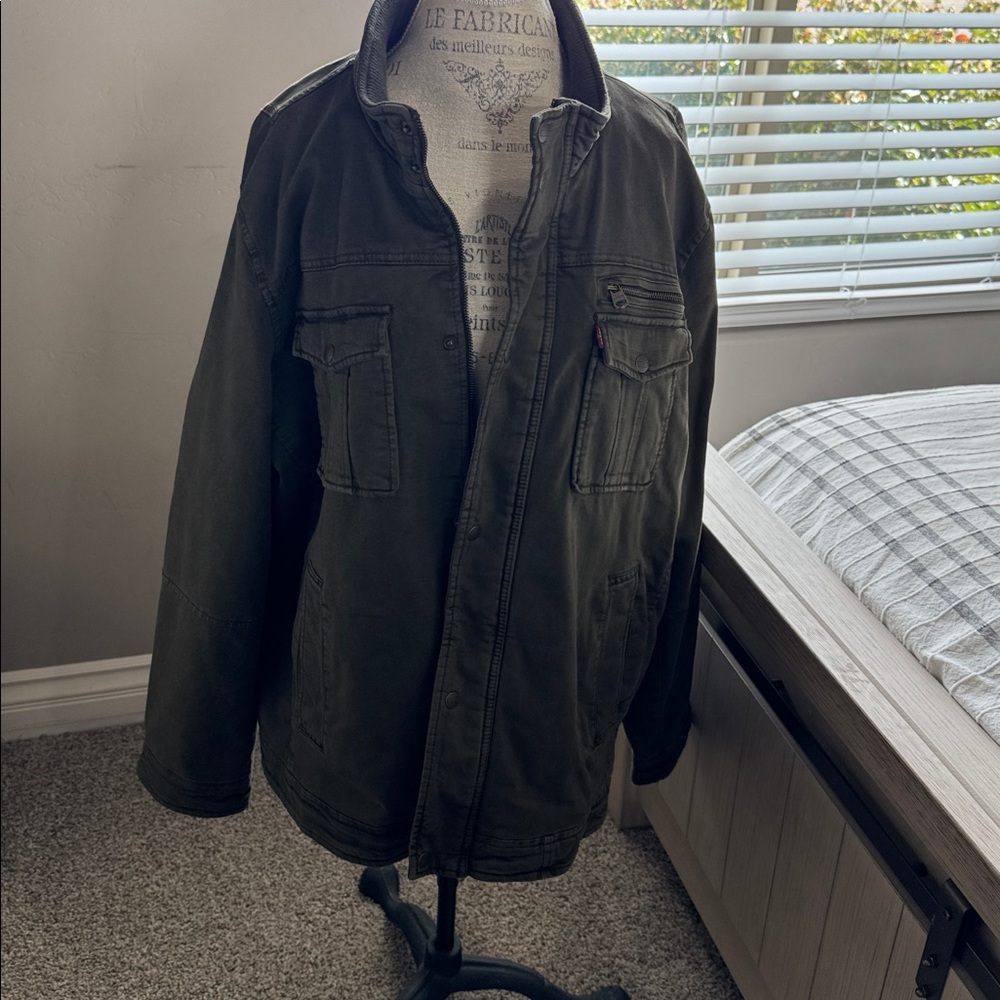 Levi's Men's khaki green  Jacket